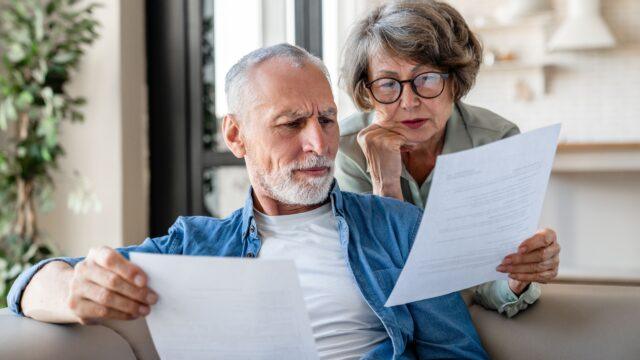 man and woman looking confused